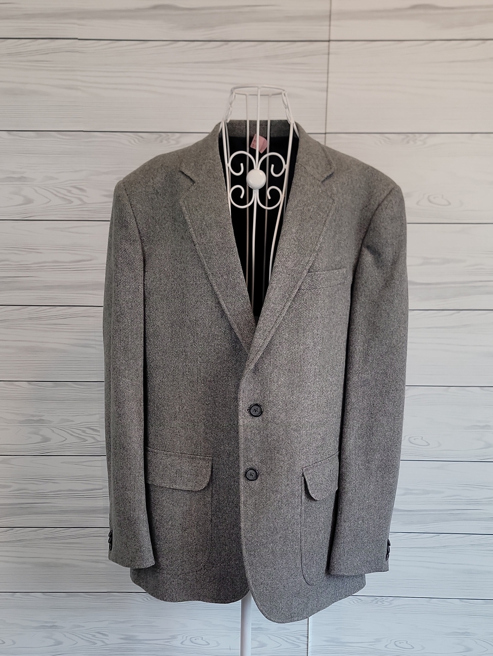 Eddie Bauer Gray Herringbone Two-Button Sport Coat Wool Blend Mens Size 44T